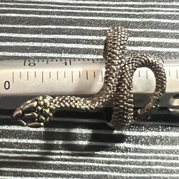 Open Style Adjustable Snake Ring, Gunmetal Silver Tone - Picture 6 of 11